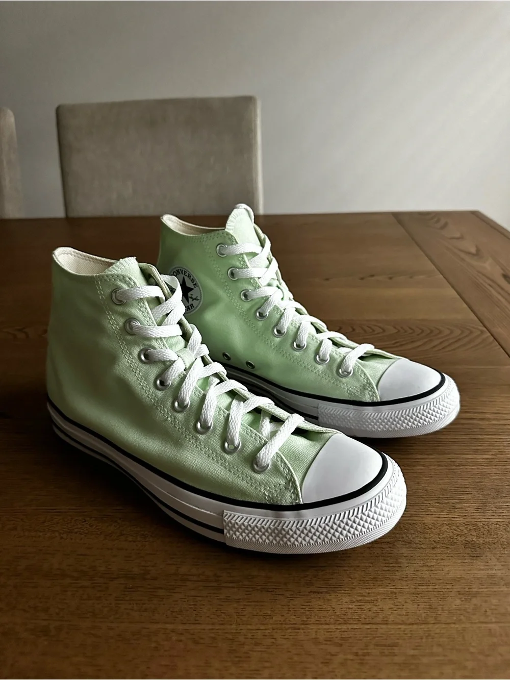 Converse High Top Sneakers Light Green with White